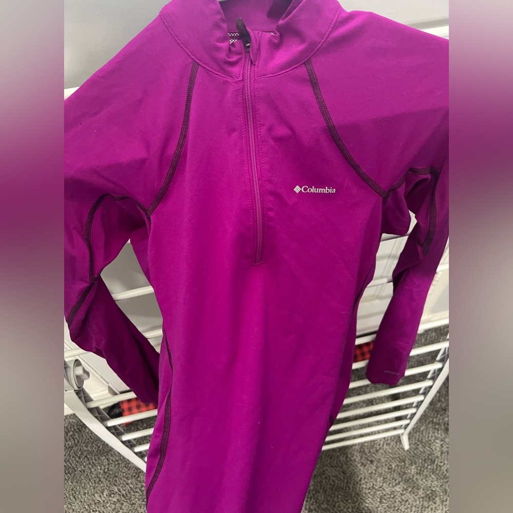 Columbia Women's Magenta Workout Top